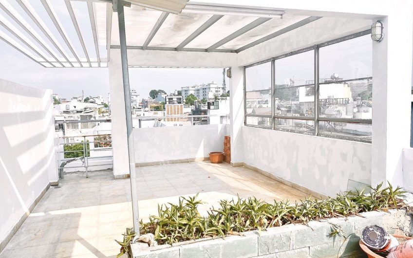 Cho thuê nhà mặt tiền Nguyễn Văn Công giá 19 triệu,đúc 4,5 tấm,DT 175m2