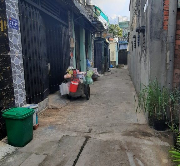 Nhà chính chủ gửi bán DT 4X15m,có 2 phòng ngủ,hướng Đông Nam