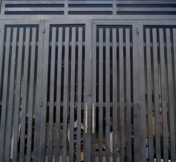 Nhà chính chủ gửi bán DT 4X15m,có 2 phòng ngủ,hướng Đông Nam